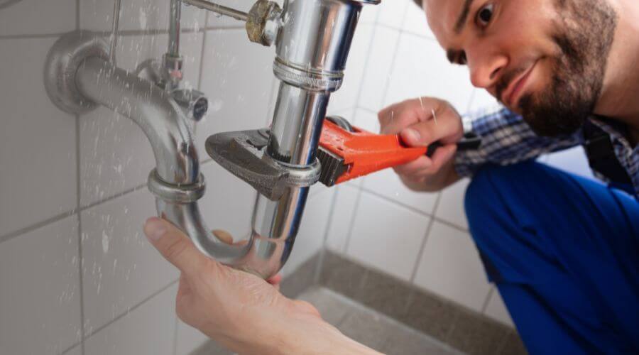 Professional same day plumber in Guthrie, TX